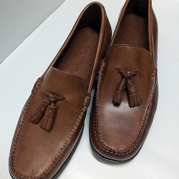 Cole Haan loafers tassels - Picture 2 of 6